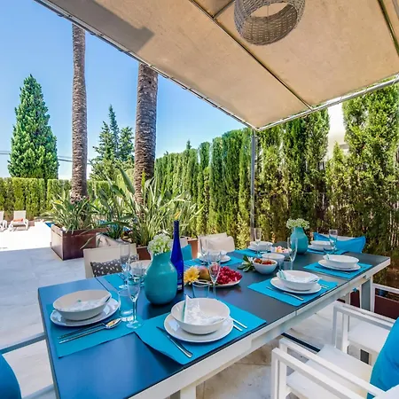 Сasa de vacaciones With Private Pool *